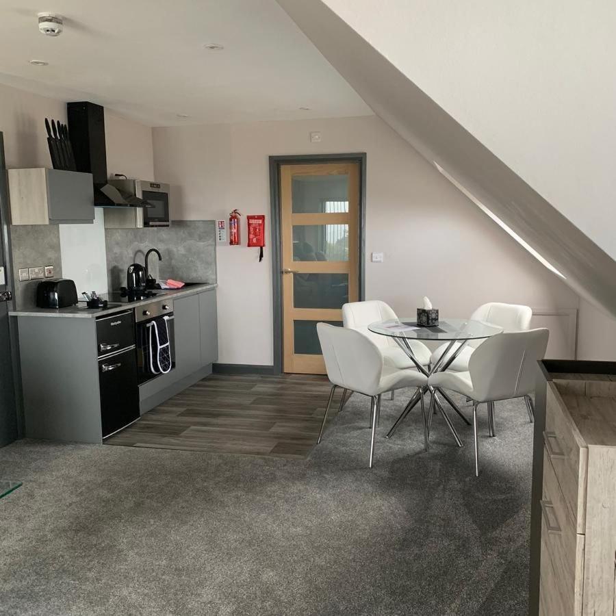 Sunset Studio Apartments Aberaeron Exterior foto